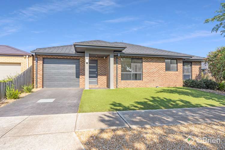 1/2 The Grove, Melton West VIC 3337