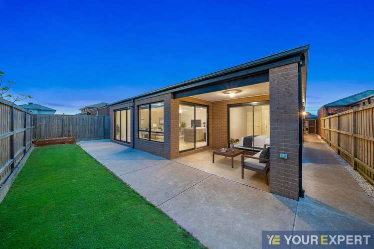 Fifth view of Homely house listing, 18 Houdan Way, Clyde North VIC 3978