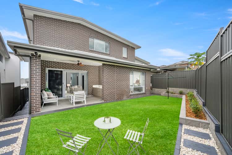 8 Ross Place, North Kellyville NSW 2155