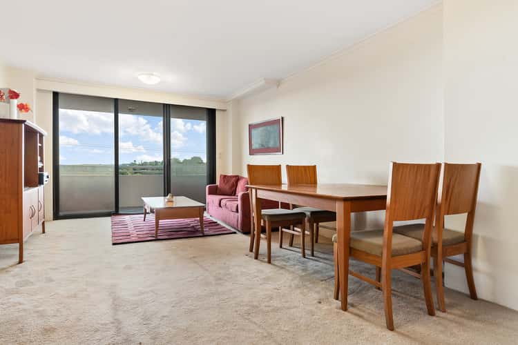 141/121-133 Pacific Highway, Hornsby NSW 2077