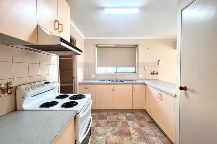 Fifth view of Homely unit listing, 2/24 Settlers Drive, Mildura VIC 3500