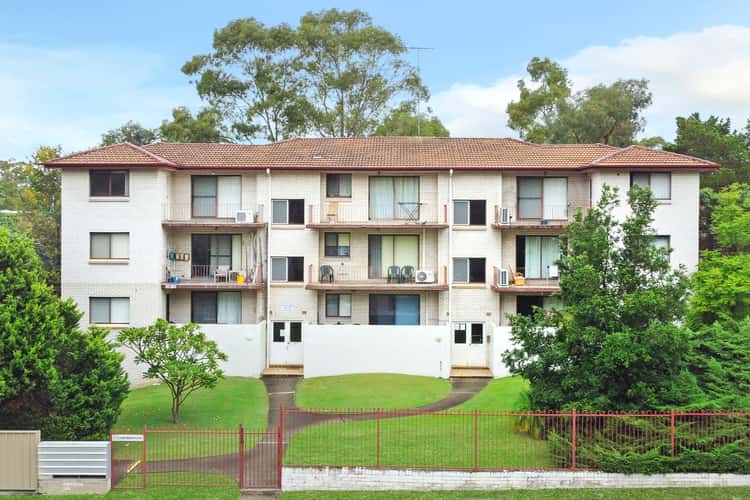 Second view of Homely apartment listing, 3/150-152 Great Western Highway, Kingswood NSW 2747