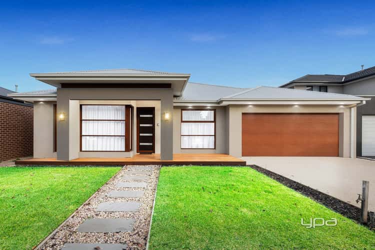15 Wavell Parade, Fraser Rise VIC 3336