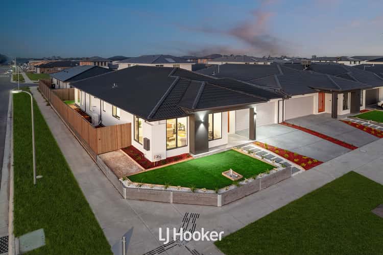 Second view of Homely house listing, 21 Crescendo Boulevard, Clyde VIC 3978