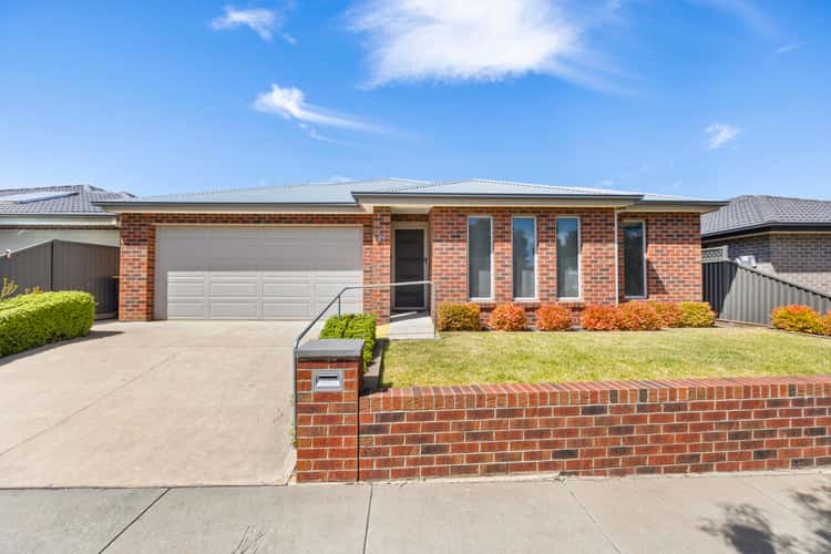 21 Daly Drive, Lucas VIC 3350