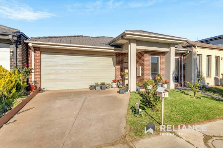 11 Tamworth Grove, Point Cook VIC 3030
