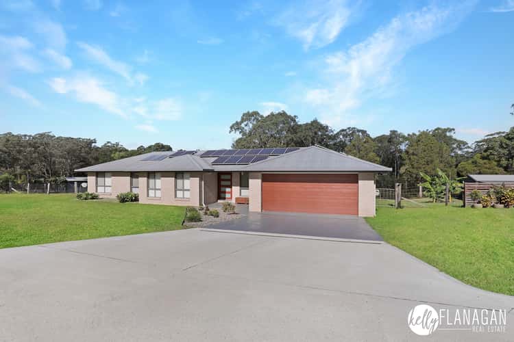 38 Hillview Drive, Yarravel NSW 2440