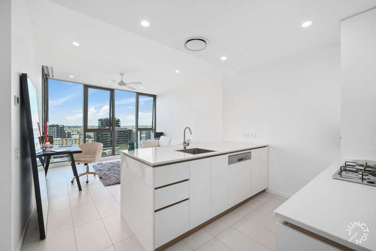 Main view of Homely apartment listing, 1001/24 Stratton Street, Newstead QLD 4006