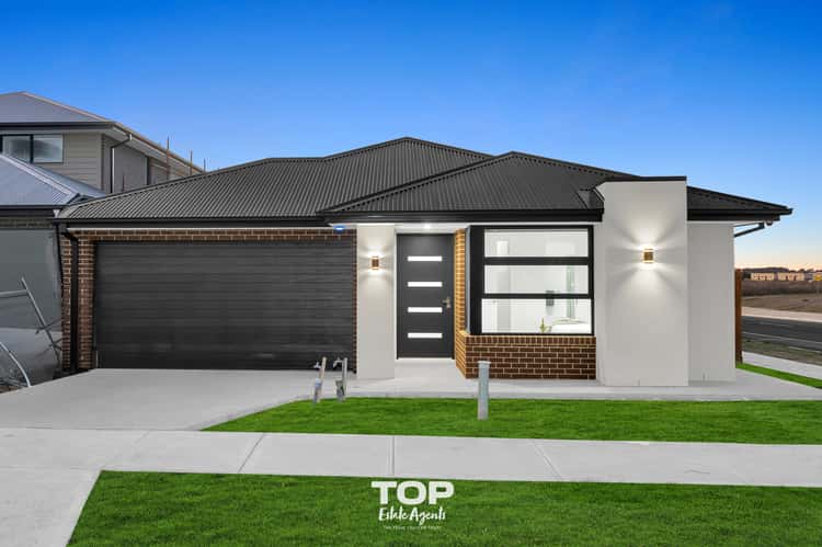 37 Woolly Parade, Clyde North VIC 3978