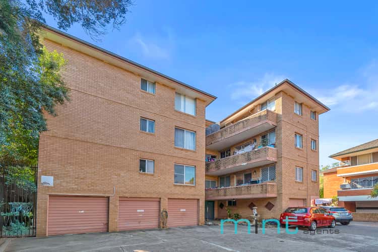 2/90 Sproule Street, Lakemba NSW 2195