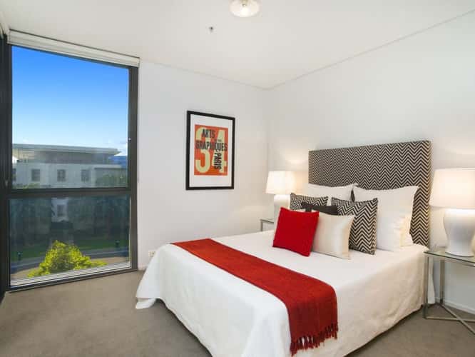 Second view of Homely unit listing, 605/7 Sterling Circuit, Camperdown NSW 2050