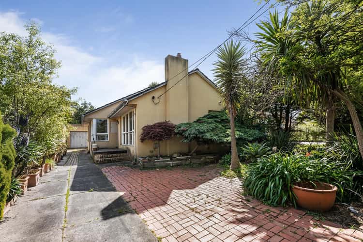 34 Doncaster East Road, Mitcham VIC 3132