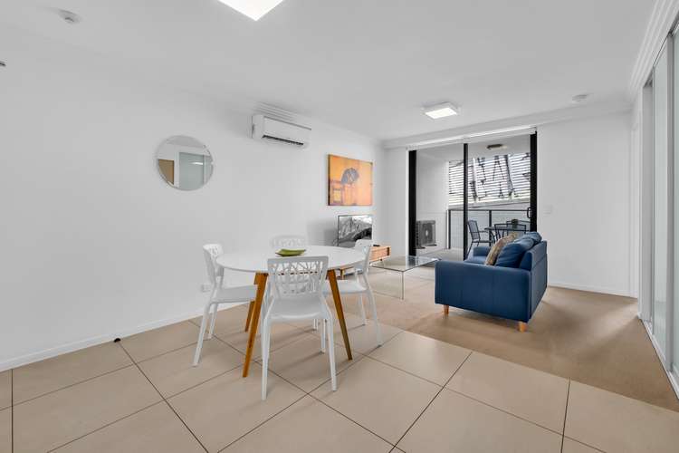 Main view of Homely apartment listing, 302/14 Merivale Street, South Brisbane QLD 4101
