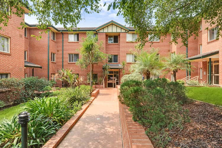 13/2 Bellbrook Avenue, Hornsby NSW 2077