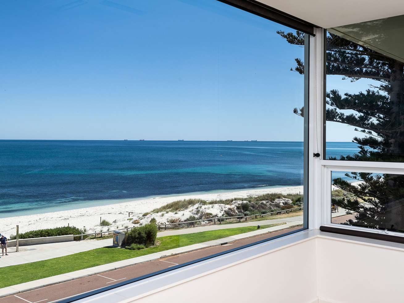 Main view of Homely unit listing, 1/76 Marine Parade, Cottesloe WA 6011