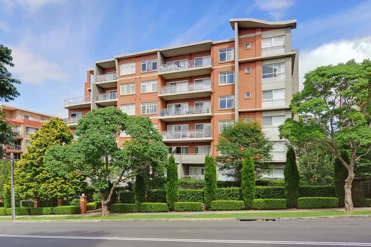 30/14-18 College Crescent, Hornsby NSW 2077