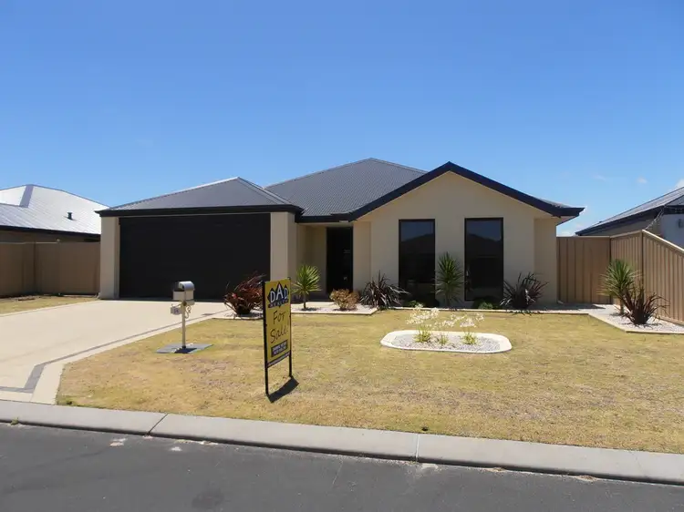 16 Edenhope Road, Australind WA 6233