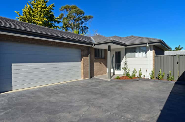 Main view of Homely townhouse listing, 2/76 Cambridge Street, Umina Beach NSW 2257