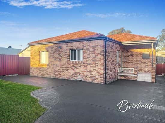 35A Rowley Road, Guildford NSW 2161