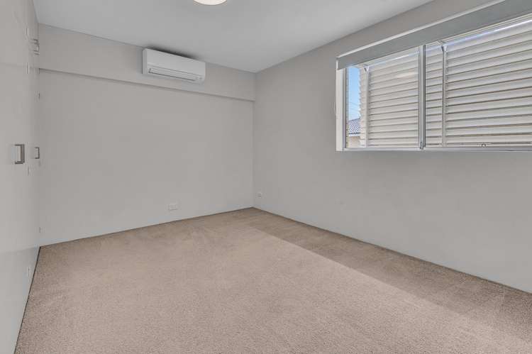 Sixth view of Homely unit listing, 2/17 View Street, Chermside QLD 4032