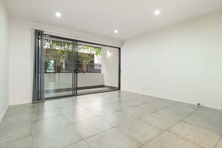 Third view of Homely apartment listing, 4/15 Lytton Road, Bulimba QLD 4171