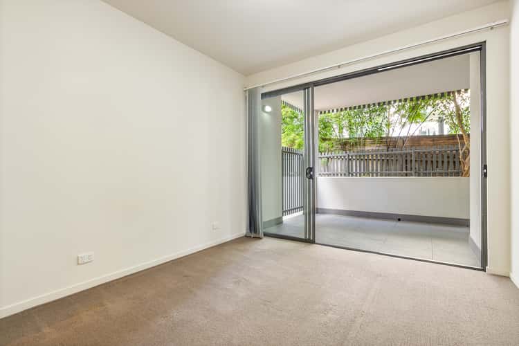 Fifth view of Homely apartment listing, 4/15 Lytton Road, Bulimba QLD 4171