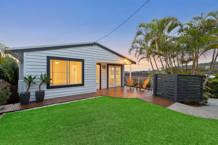 44 Forresters Beach Road, Forresters Beach NSW 2260