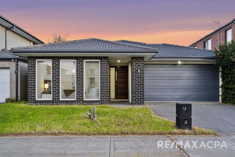 12 Roundhay Crescent, Point Cook VIC 3030