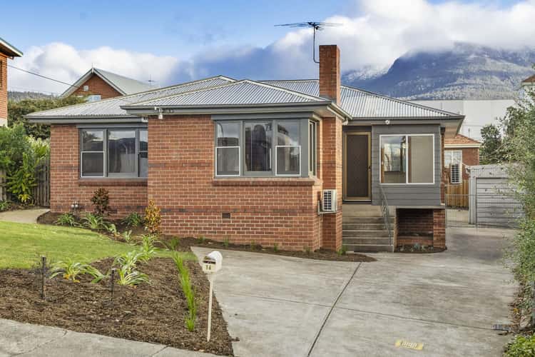 16 Wendover Place, New Town TAS 7008