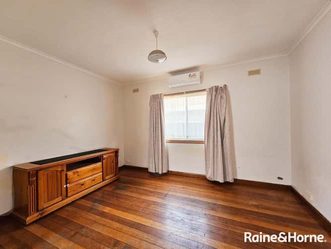 Fifth view of Homely house listing, 4 Glendenning St, St Albans VIC 3021