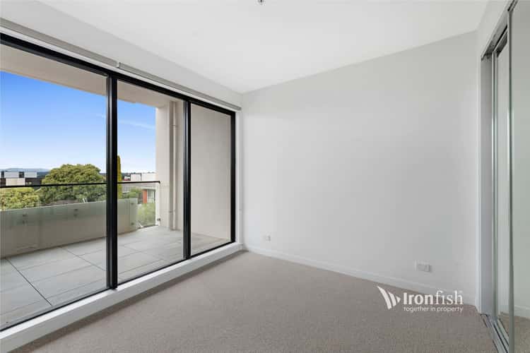 205/160 Williamsons Road, Doncaster VIC 3108