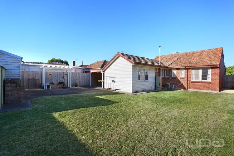 Seventh view of Homely house listing, 3 Rose Court, Reservoir VIC 3073