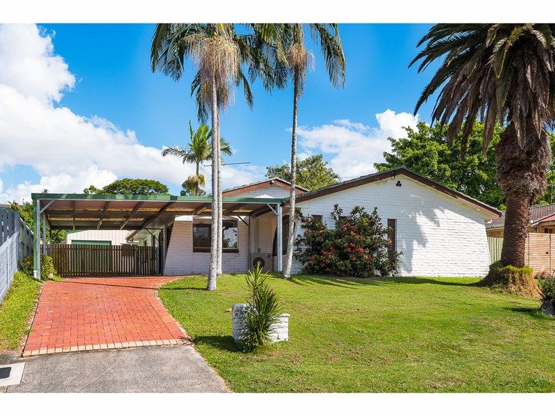 Charming Family Home in Rochedale South