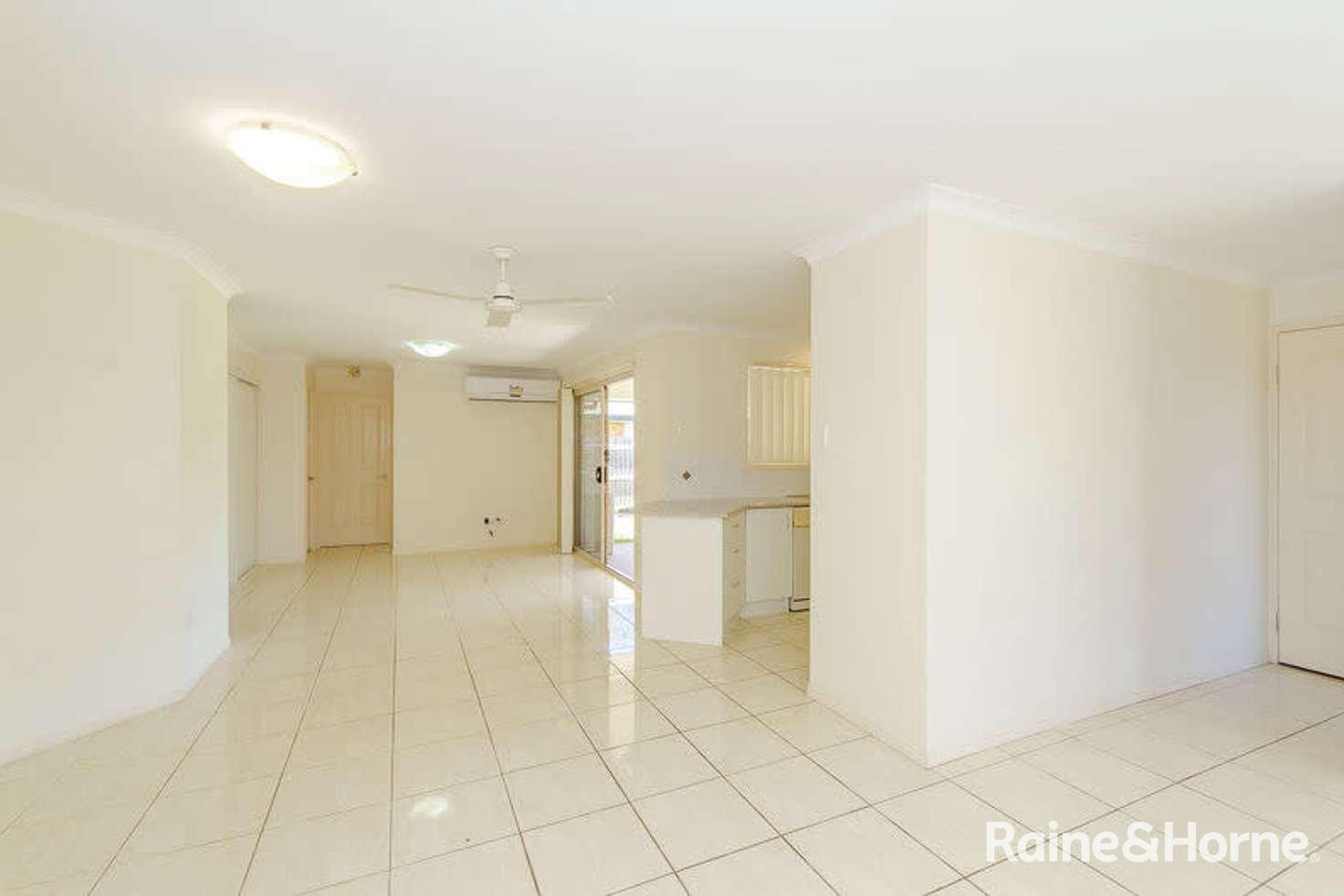 1/20 Reinaerhoff Crescent, Glen Eden, QLD 4680, 3部屋, 3バスルーム, Apartment