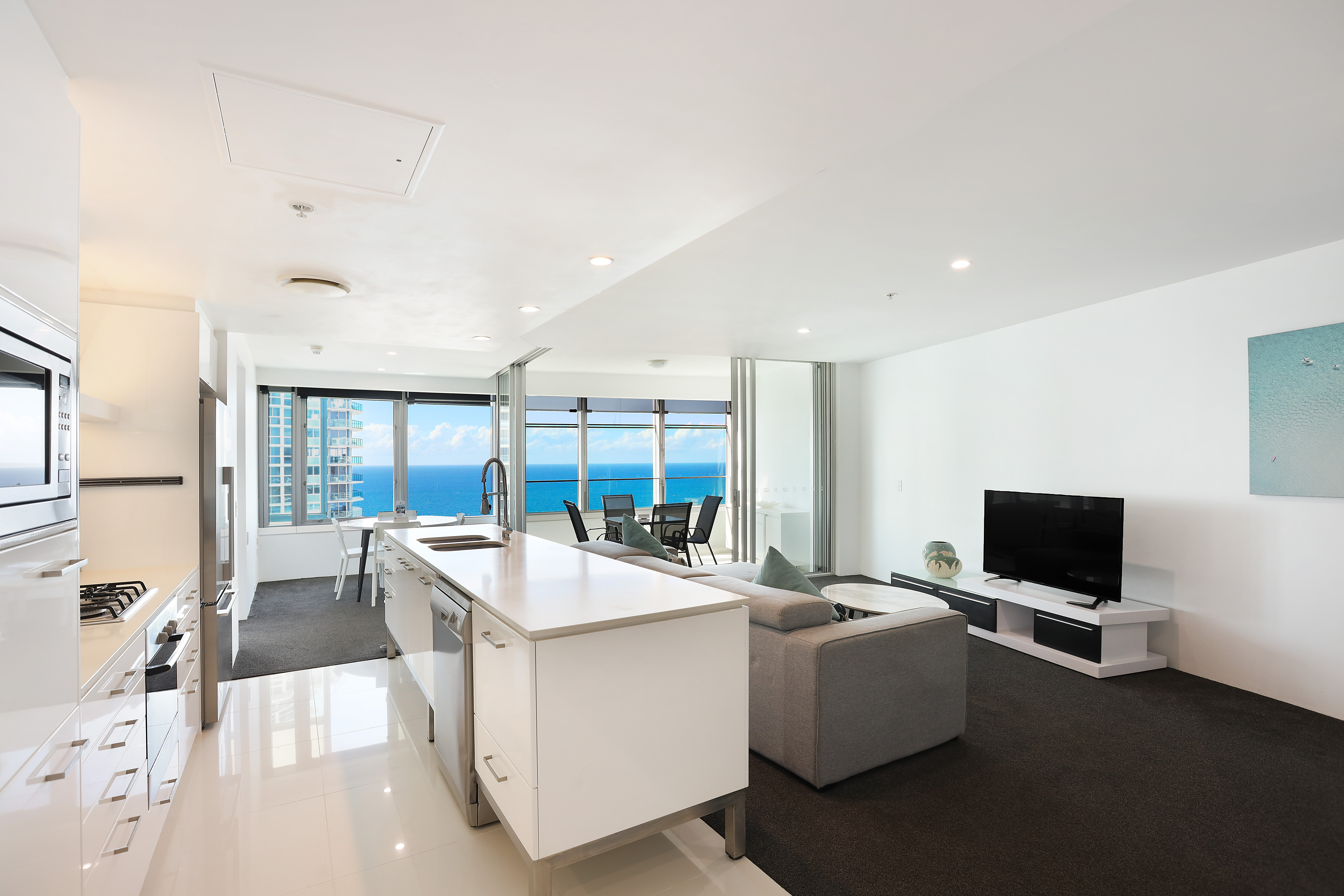 Surfers Paradise 1침실 Spacious and Sophisticated: Apartment 2604 in Iconic Q1 Resort
